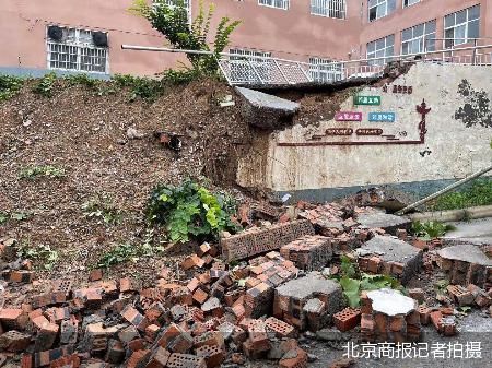 北京商报记者拍摄