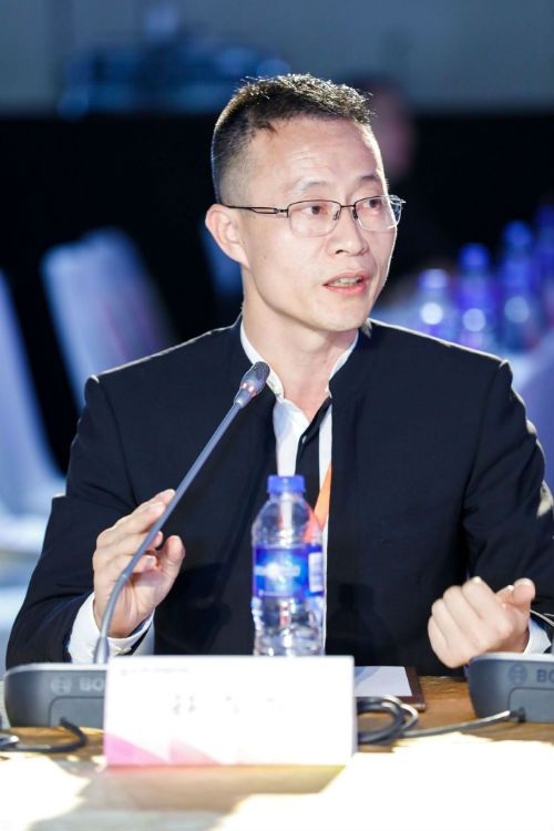 杜海云出席j20峰会,解读"突破之道"杜海云表示,这个