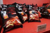 三个月两次投资 果冻巨头亲亲跨界饮品寻出路