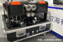 展新品秀技术 服务机器人海内外市场“通吃”