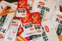 拟募资10亿美元赴港上市 卫龙藏在“一包辣条”里的生意经
