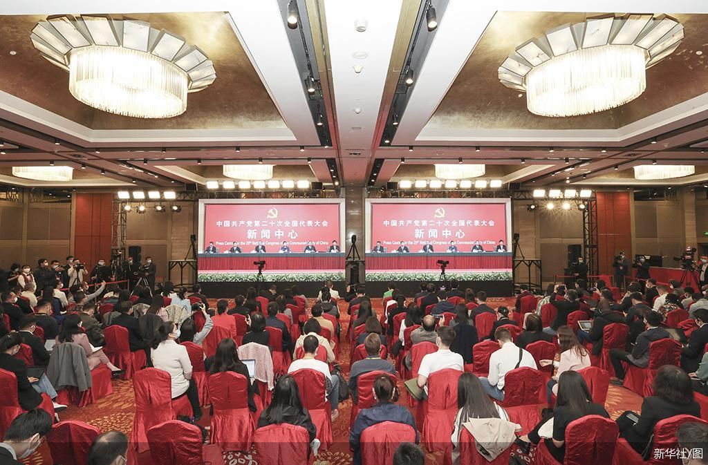新华社/图