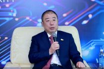 奇安信董事长齐向东：早期需求“泡沫”推高了大模型价格