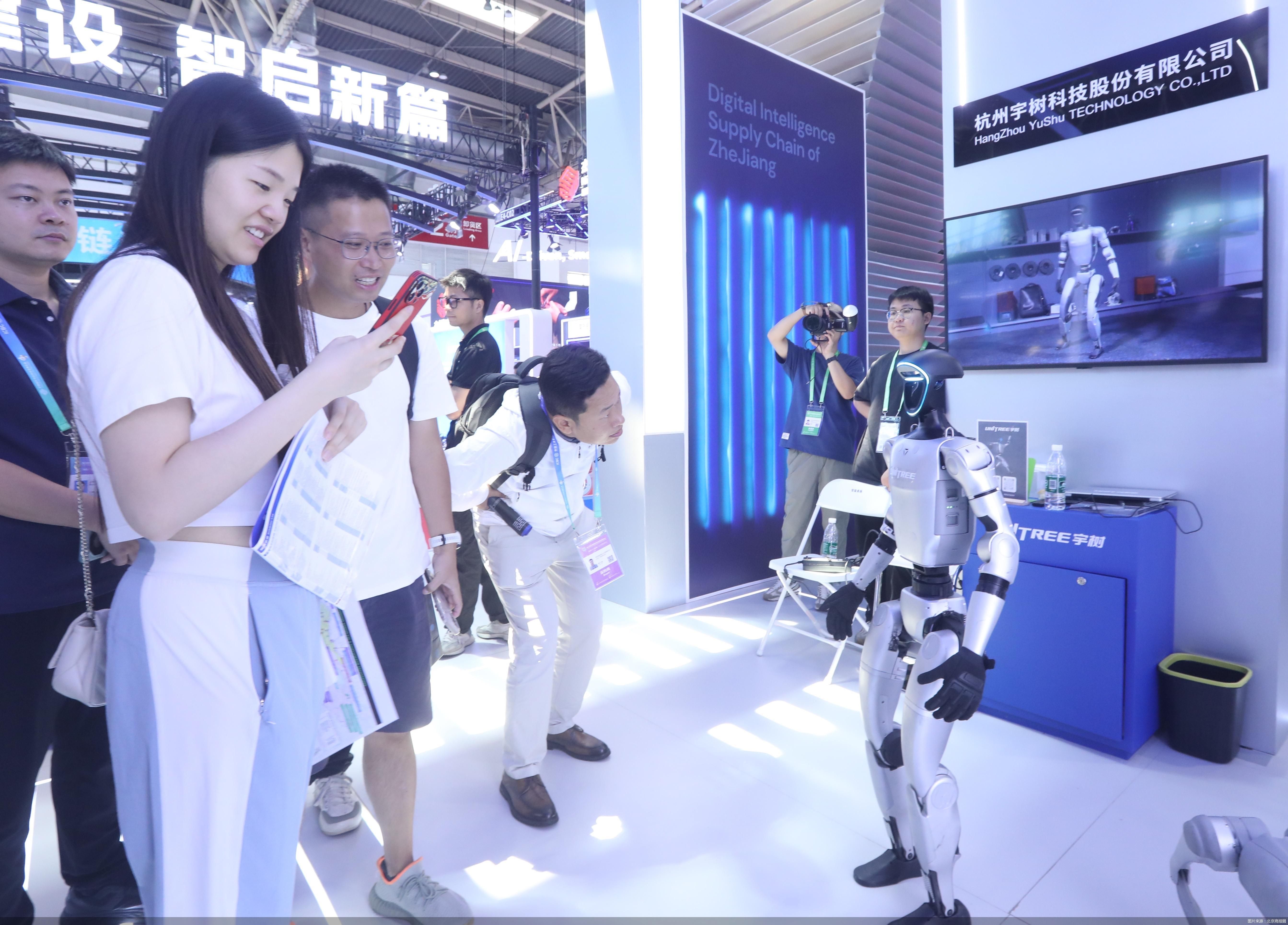 图片来源：北京商报摄