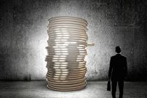 3万多买走3万车主隐私？保险业“内鬼”狂飙，监管重锤砸向数据黑产