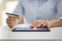 金融中报观｜信用卡业务“跑马圈地”退潮后，转型创新路在何方？