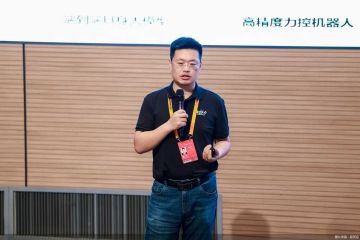 2025服贸会｜对话千寻智能副总裁孙荣毅：具身智能的精细作业能力比运动控制更重要