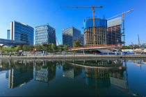 北京太古坊全部楼体结构封顶