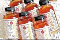 承德露露“卷”向养生水