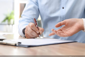 险企释放信号！分红型健康险离回归还有多远