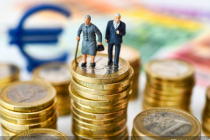 外资新设独资公募入局！养老FOF再迎新品，规模较小问题待解