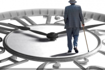 银发经济风口来临！多地监管就商保年金、长护险等“做文章”