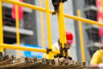 调费率、重预防，多地力推安责险为企业系好“保险带”