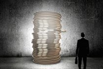 违规操作被警示、净利下滑七成，爱举牌的长城人寿如何练好“内功”