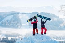 冰雪运动正热，“防摔”保险怎么买？