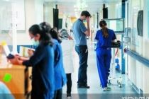 英国医院进入“危急事件”状态