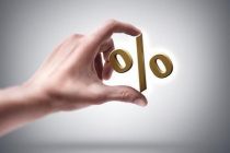 中小银行“降息潮”持续！长期限大额存单抢疯了，钱还能放哪？