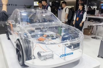 中航光电高压连接器产品2025年市占率突破30%