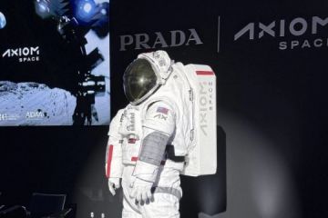 Prada要“上天”了