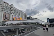 王府井在左、国贸在右 西单能否靠空中连廊突围
