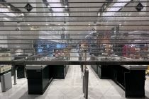 BHG Market Place再关店，北京仅剩4家，高端超市除了卖“贵”还剩下什么？