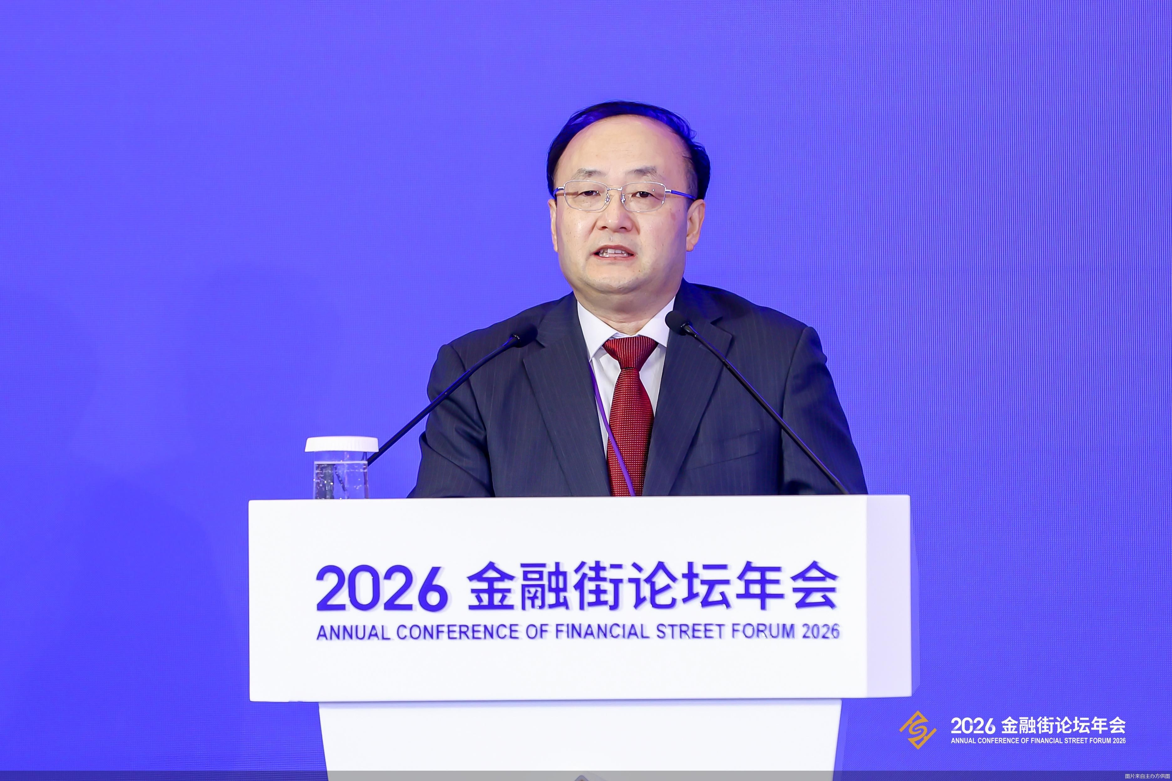 从首批81家公司起步,到如今上市公司增至351家,开市五周年之际,北交所已累计服务中小企业融资近900亿元,在新材料、高端装备、新一代信息技术等细分领域涌现出一批有代表性的优质中小企业。